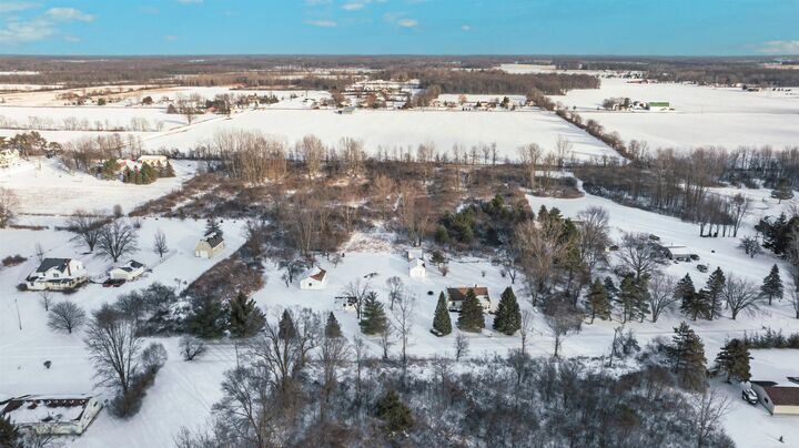 Property Photo: 1376 Lathrop Road MI 48002