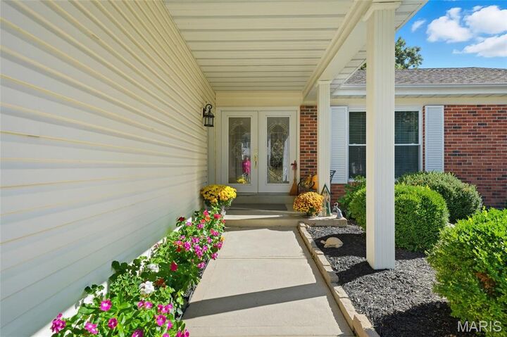 Property Photo:  1152 Hollyberry Drive  MO 63021 