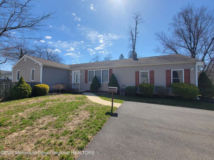 Property Photo:  1 Half Robin Drive  NJ 07755 