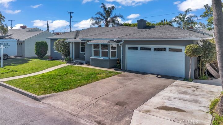 Property Photo:  153 N Evelyn  CA 92805 