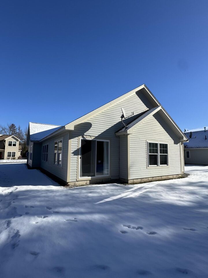 Property Photo:  29 Pebble Creek 5  ME 04474 