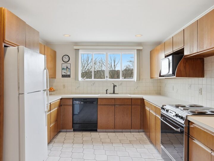 Property Photo: 4 East St PA 18848