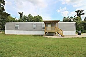 Property Photo:  663 E Bayou Road  LA 70037 