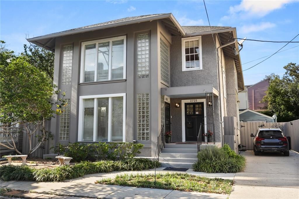 Property Photo:  2725 Chestnut Street  LA 70130 