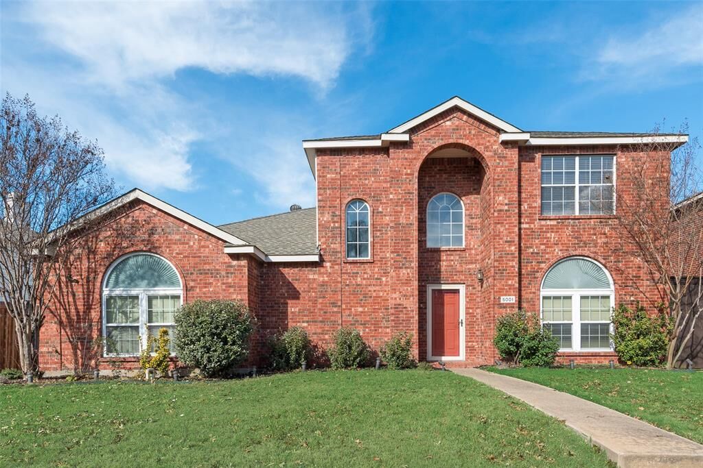Property Photo:  5001 Bayonne Drive  TX 75088 