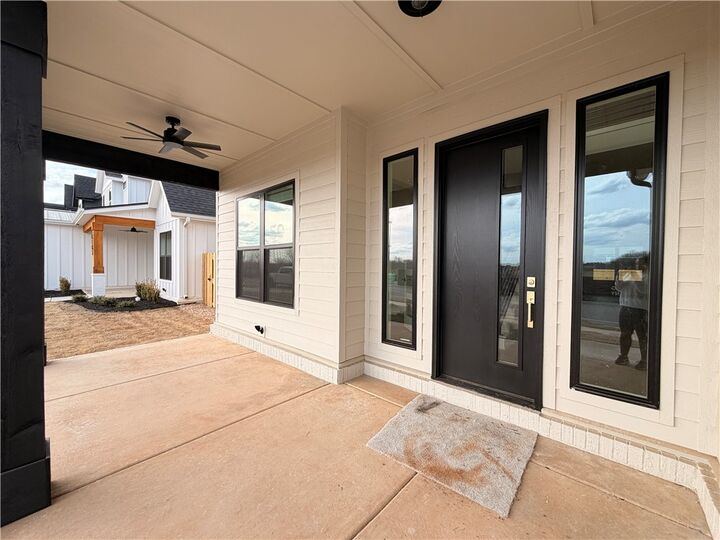 Property Photo:  4103 W Murfield Drive  AR 72758 