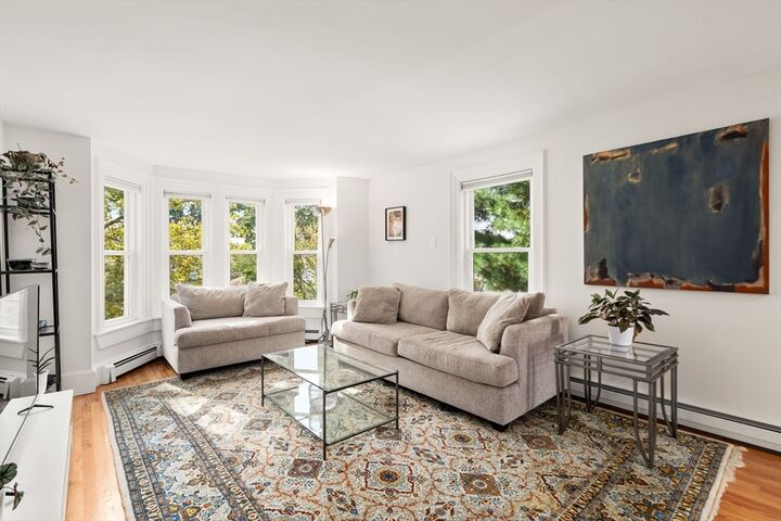 Property Photo:  91 Fayette St 1  MA 02472 