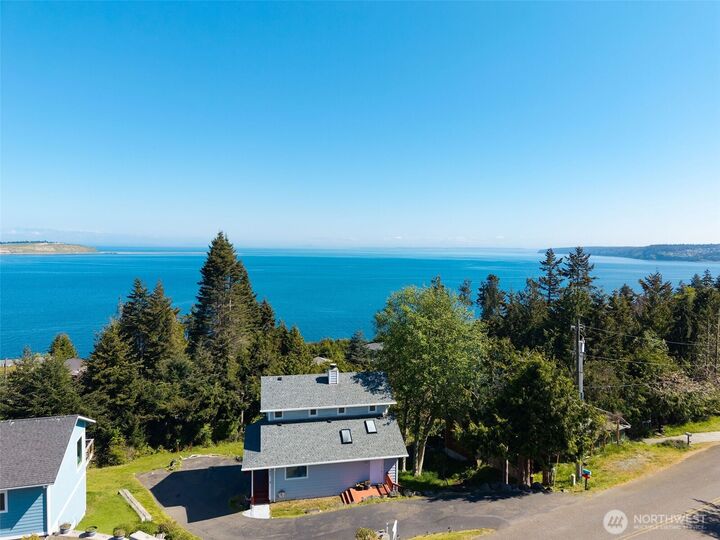 Property Photo:  320 N North Street  WA 98382 