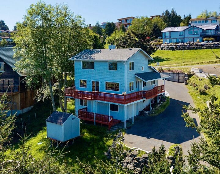 Property Photo: 320 N North Street WA 98382