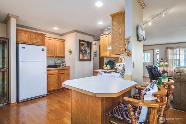 Property Photo:  970 SW Upland Court  WA 98277 