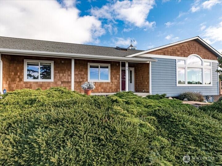 Property Photo:  670  El Prado Avenue  WA 98239 