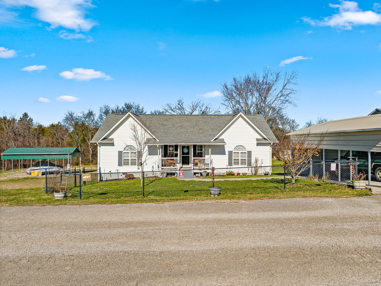 Property Photo:  334 Short Meadow Lane  TN 37354 