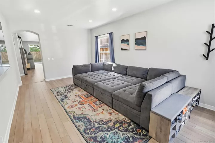 Property Photo:  1082 Calle Del Amor  CA 91910 