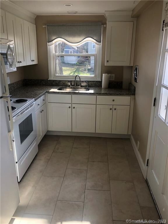 Property Photo:  38 North Main Street 13  CT 06426 