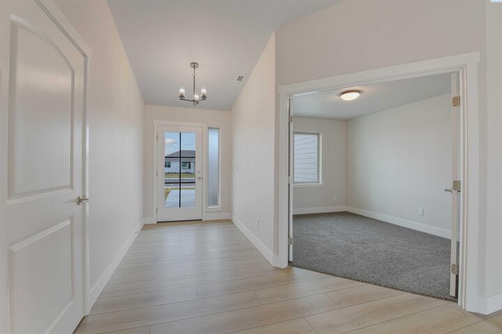 Property Photo:  6904 Bluegill Ln  WA 99301 