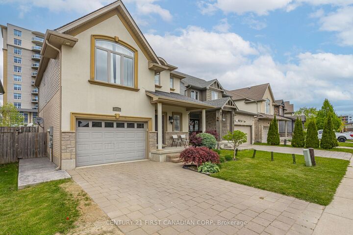 Property Photo:  6621 Navin Crescent  ON N6P 0B6 