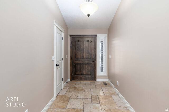Property Photo: 2673 W 2125 N UT 84404
