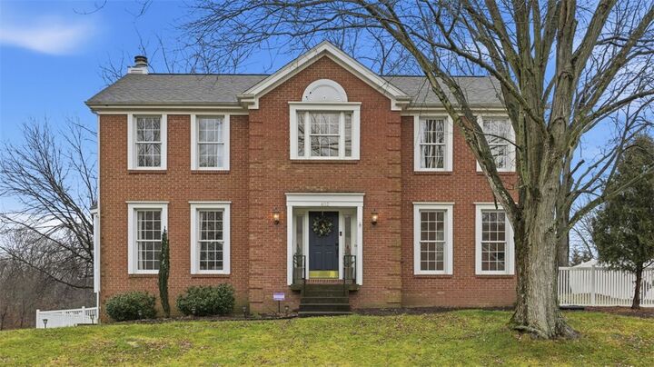 Property Photo:  402 Lundy Ct  PA 16066 