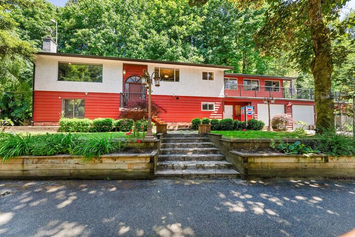 Property Photo: 194 Clovermeadow Crescent BC V2Z 2R1