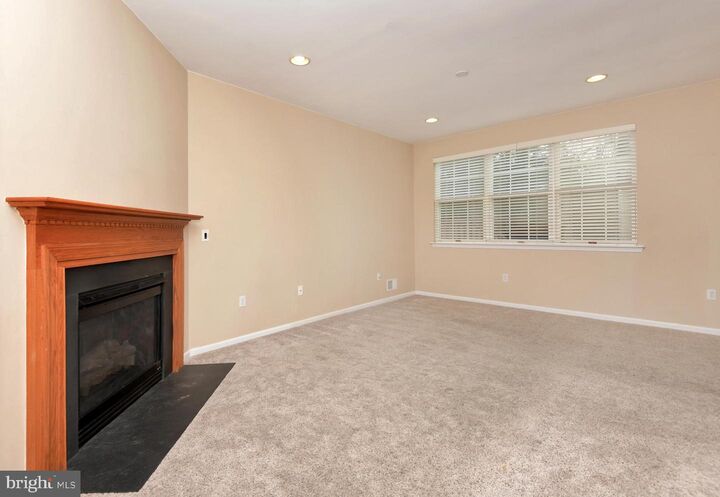 Property Photo:  14 Scarlet Oak Drive  NJ 08540 