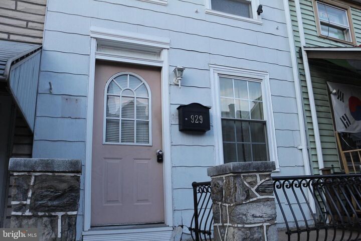 Property Photo: 929 Washington Street PA 19601