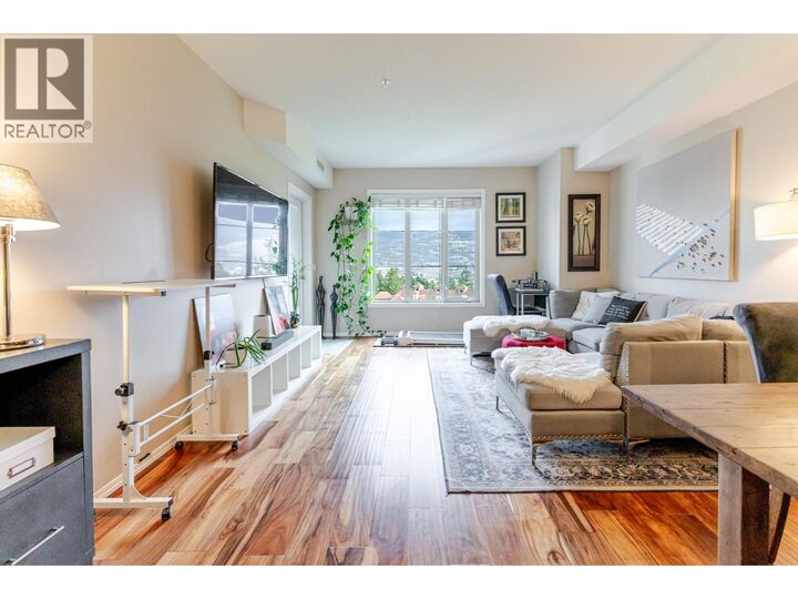 Photo de la propriété:  1875 Country Club Drive 1516  BC V1V 2W7 