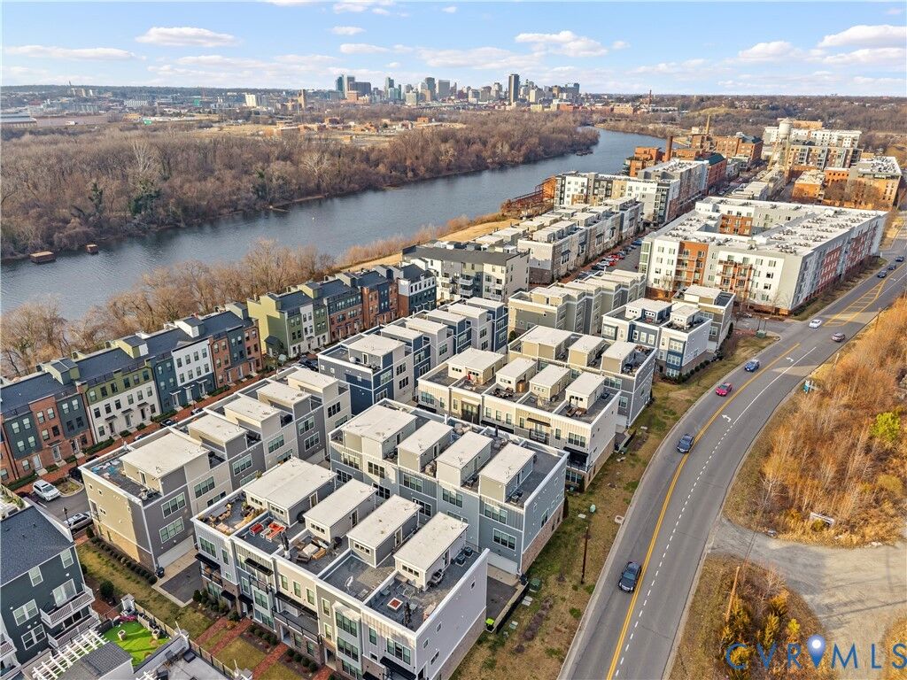 Property Photo:  14 Shiplock Row  VA 23231 