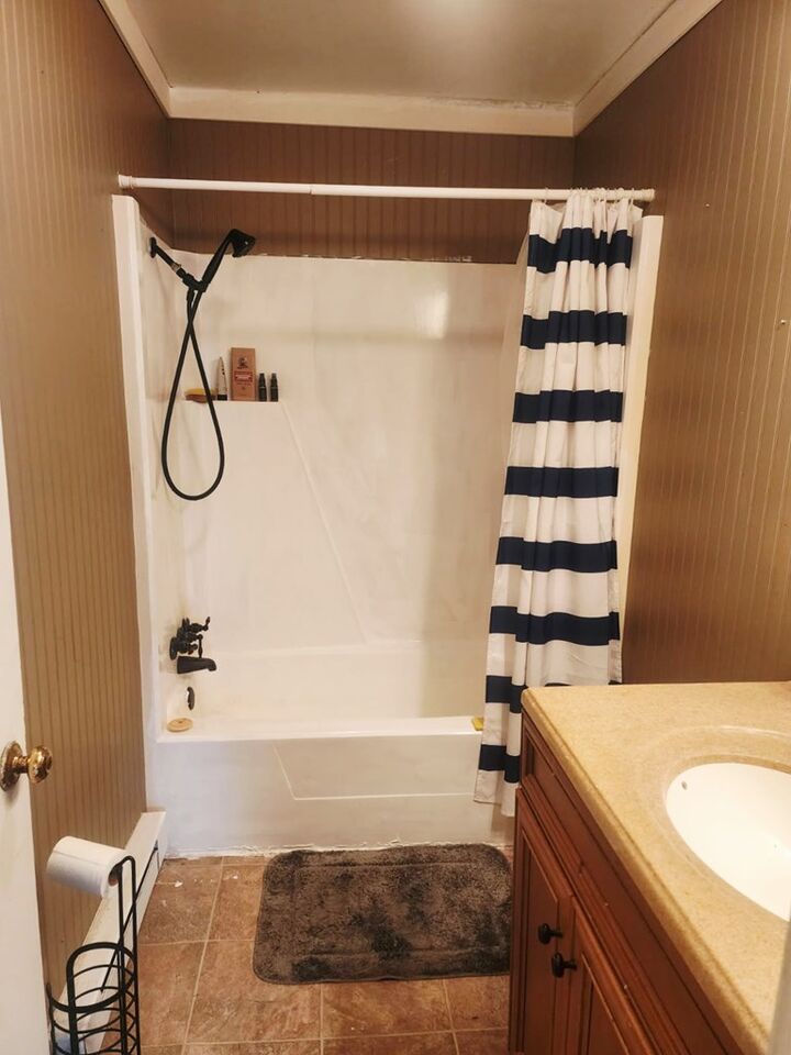 Property Photo: 4192 Division St VA 23336