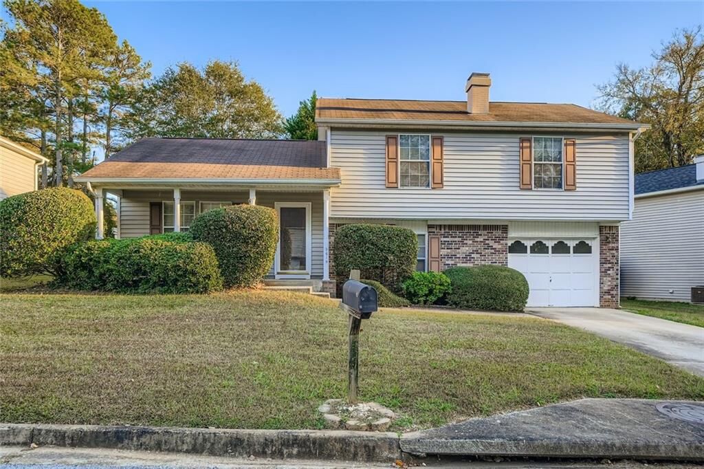 Property Photo:  5619 Regency Forest Court  GA 30038 