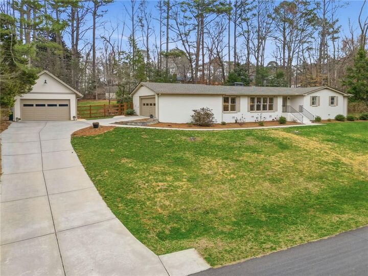 Property Photo:  171 Magnolia Drive  GA 30114 
