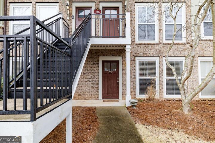 Property Photo:  490 Barnett Shoals Road 207  GA 30605 