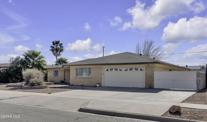 Property Photo:  8704 Lait Drive  TX 79925 