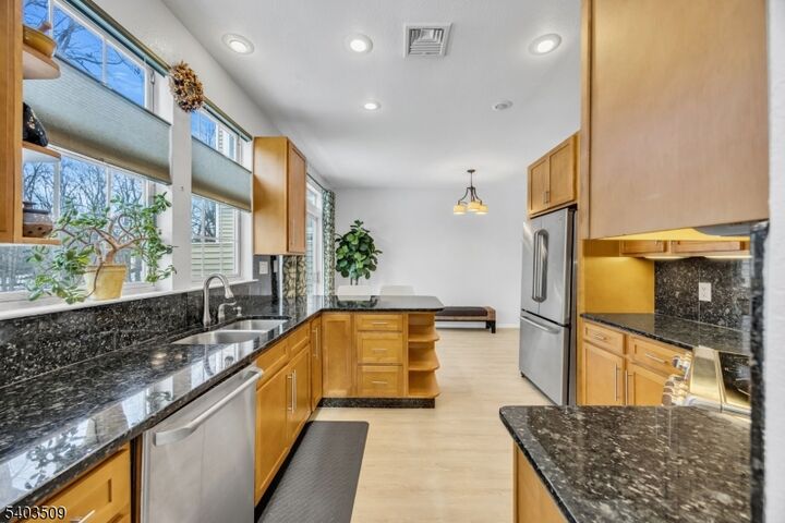 Property Photo:  17 Mallard Ln  NJ 07921 