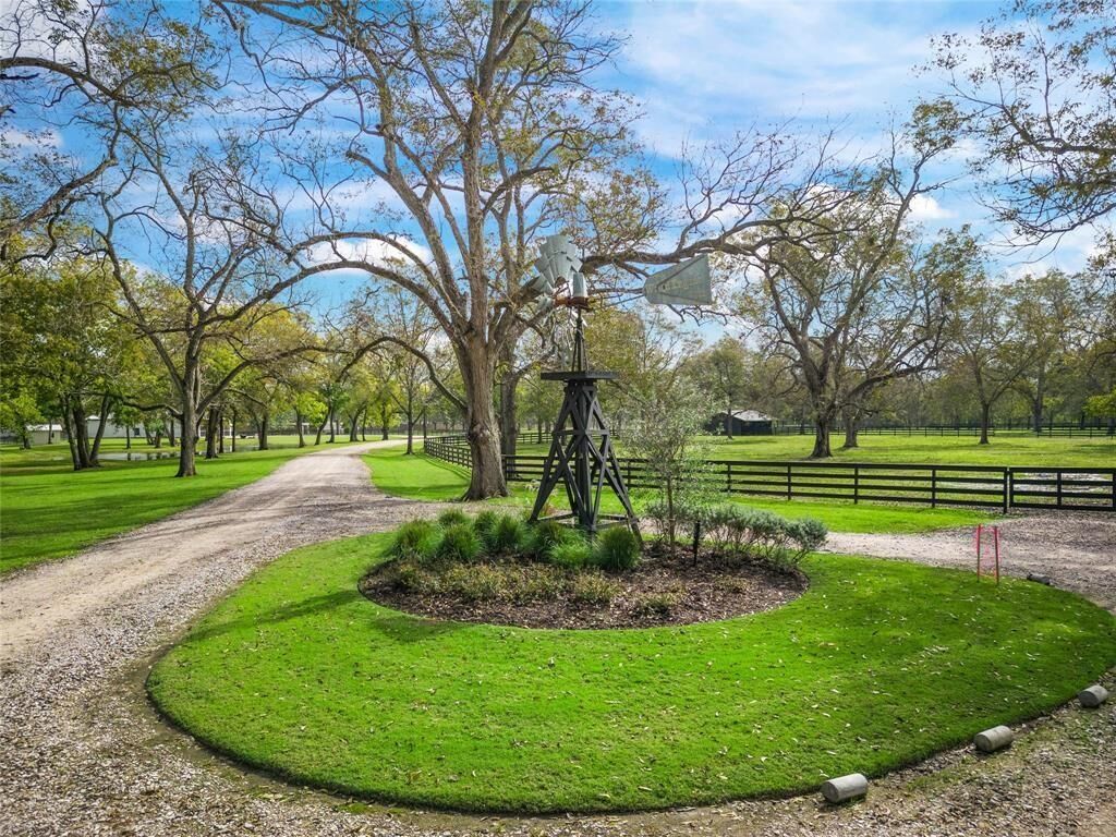 Property Photo:  2990 Bowser Road  TX 77441 