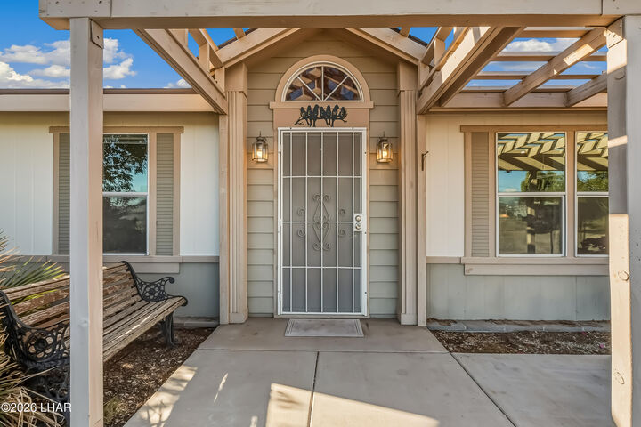 Property Photo: 5655 S Antelope Dr AZ 86426