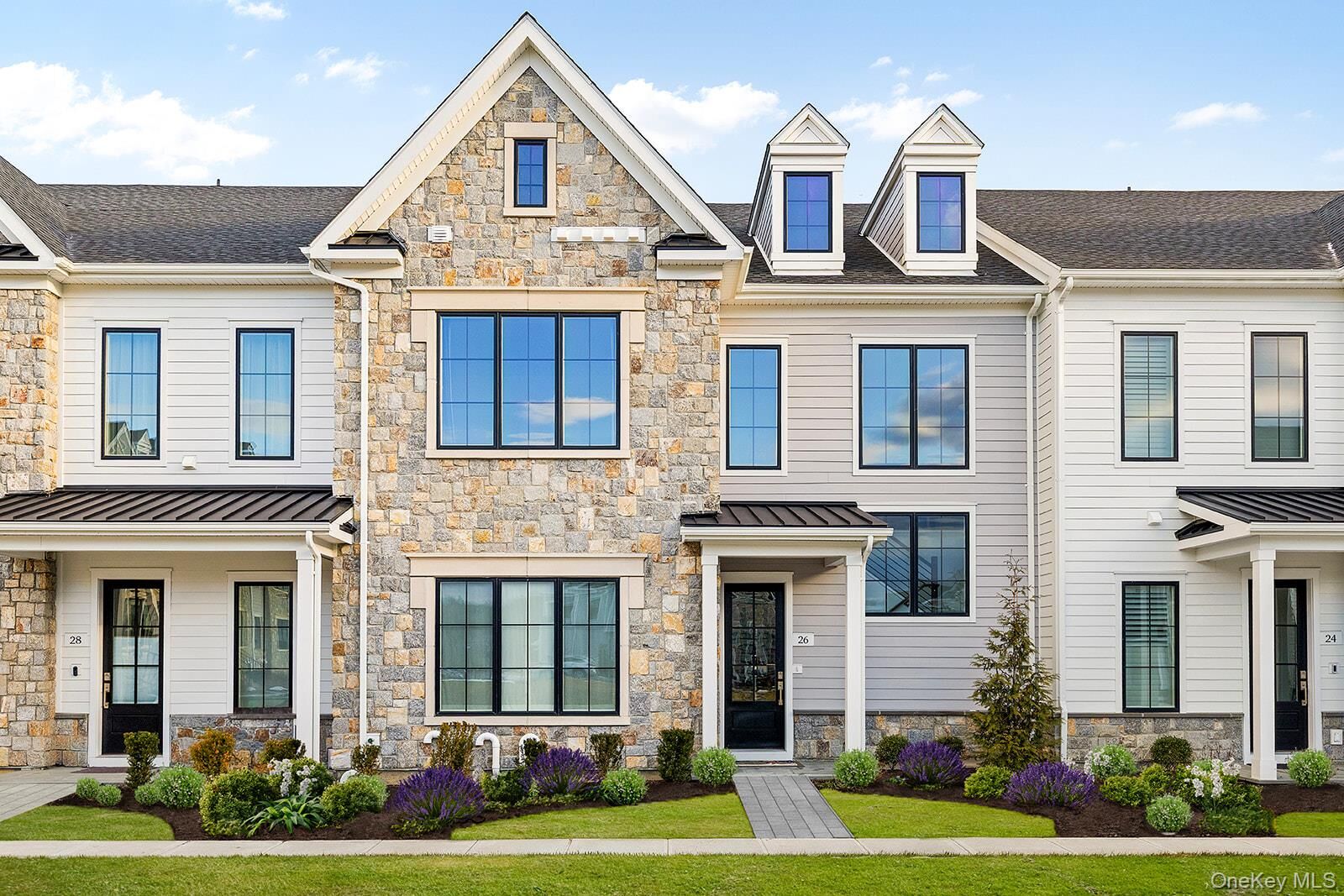 Property Photo:  26 Wallace Way  NY 10514 