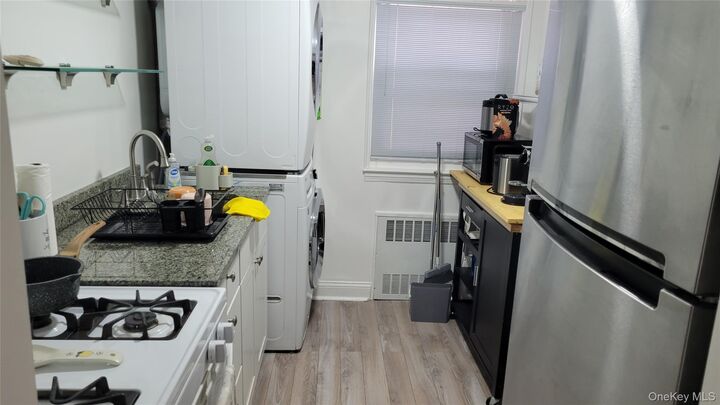 Property Photo:  19 Lawrence Drive A  NY 10603 