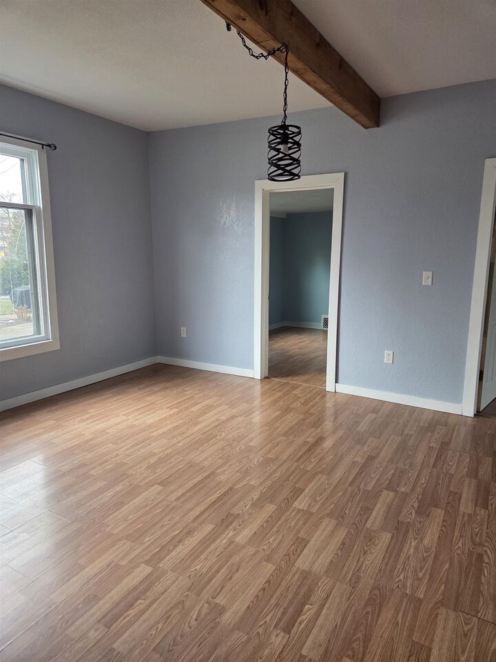 Property Photo:  509 Ashman  MI 48640 