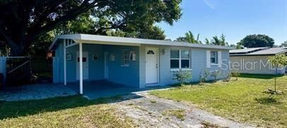Property Photo:  6537 65th Avenue N  FL 33781 