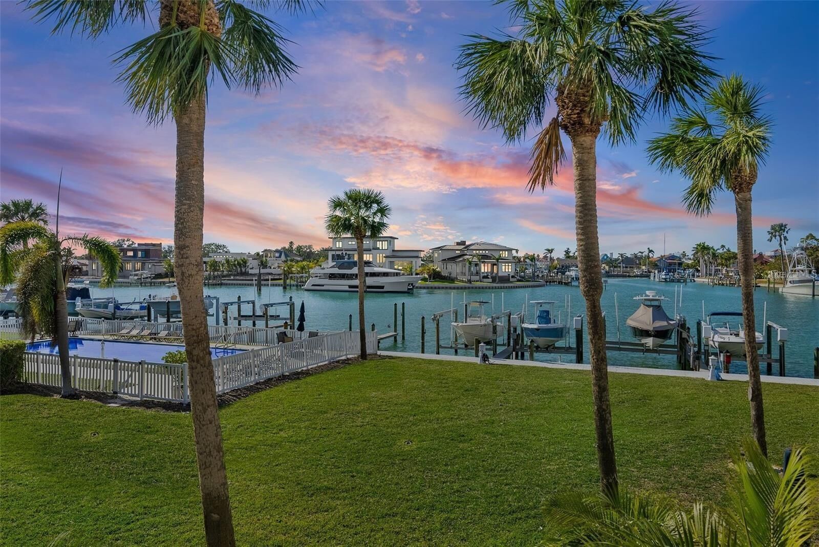 Property Photo:  380 Pinellas Bayway S. E  FL 33715 
