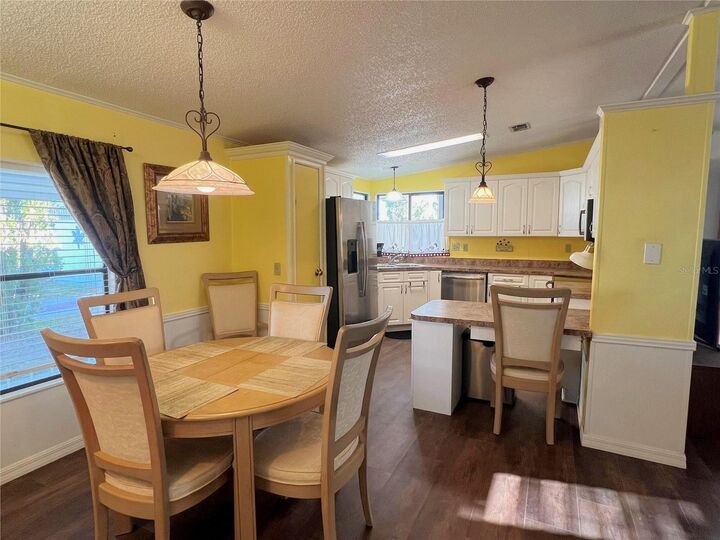 Property Photo:  559 Fleetwood Street  FL 34287 