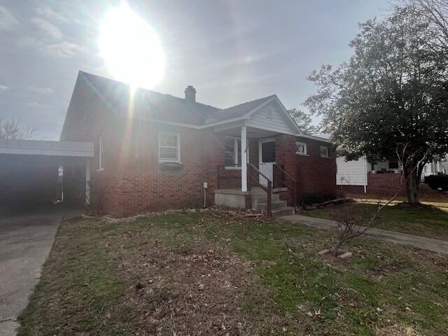 Property Photo:  1919 Logan Street  IL 62966 