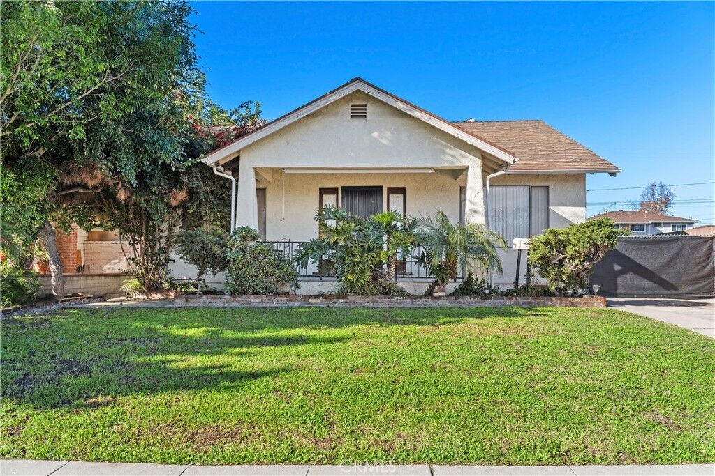 Property Photo:  1425 Edgewood Drive  CA 91803 