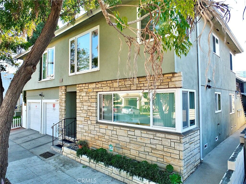 Property Photo:  1808 E Appleton 6  CA 90802 