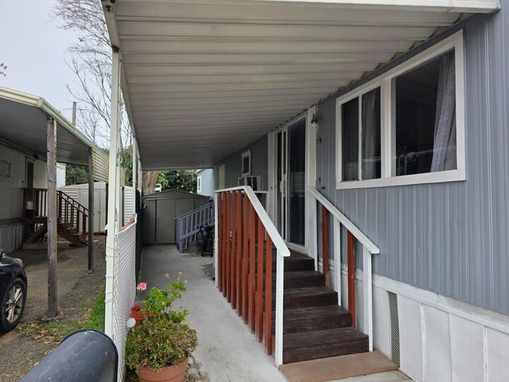 Property Photo:  1099 Market Street 6  CA 95991 