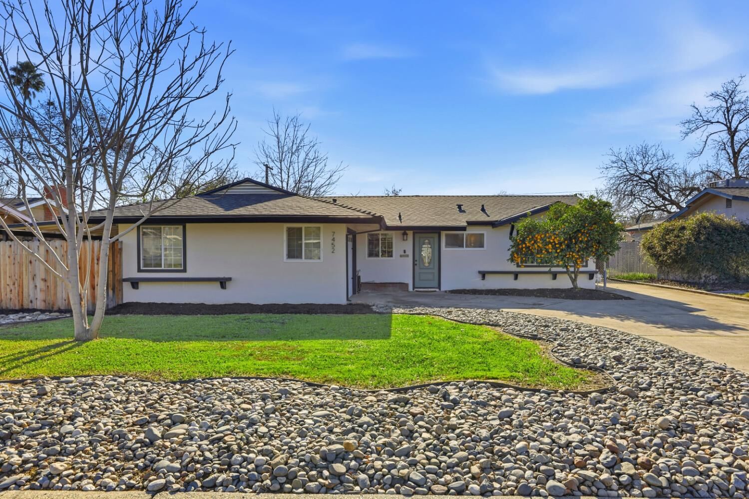 Property Photo:  7452 Grand Oaks Boulevard  CA 95621 