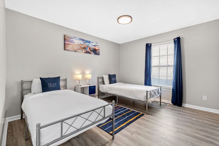 Property Photo:  2821 Old Matthews Rd  TN 37207 