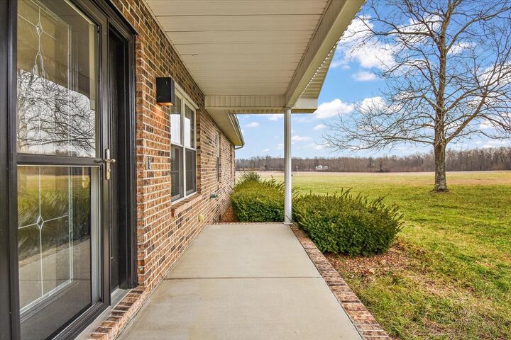 Property Photo:  183 Gilliam Ln  TN 37388 