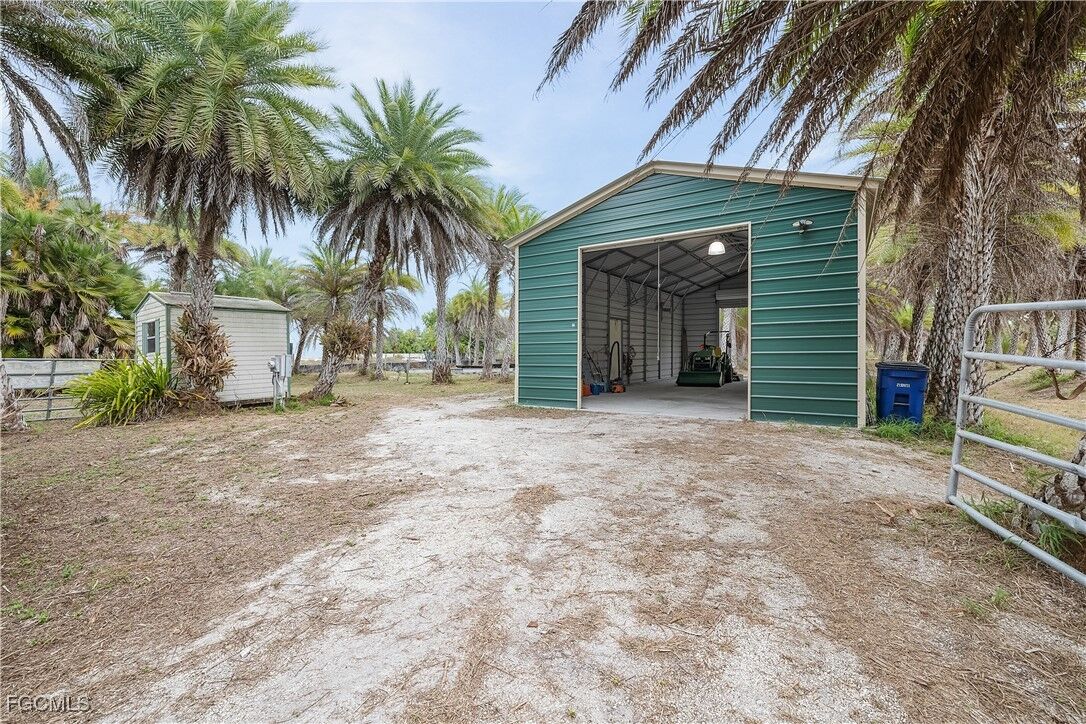 Property Photo: 15890 Quail Trail FL 33922