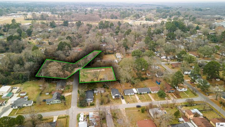 Property Photo:  212 Vine Street  LA 71291 